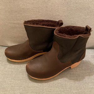 No. 6 5" Pull on Shearling Clog Boot on Mid Heel in Brown